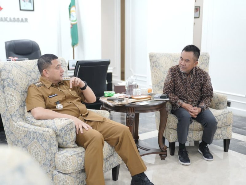 Wali Kota Makassar, Munafri Arifuddin, saat menerima kunjungan silaturahmi dari jajaran PT SMI ke Balai Kota Makassar pada Senin (6/10/2025). @Jejakfakta/dok. Humas Pemkot Makassar