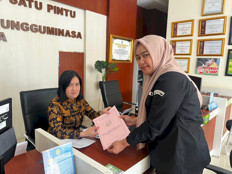  Jaksa Penuntut Umum (JPU) Kejaksaan Negeri Gowa resmi mengajukan banding atas vonis terdakwa kasus uang palsu, Annar Salahuddin Sappetoding, yang dinilai terlalu ringan. @Jejakfakta/Istimewa