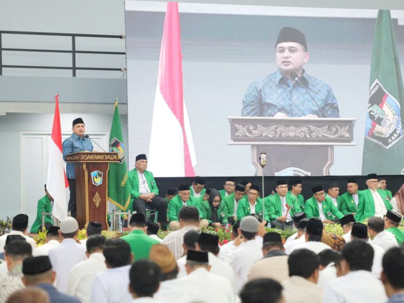 Wali Kota Makassar, Munafri Arifuddin, menghadiri acara peresmian Gelanggang Olahraga Universitas Muslim Indonesia (UMI) di Kampus II UMI, Jalan Urip Sumoharjo, Jumat (10/10/2025). @Jejakfakta/dok. Humas Pemkot Makassar
