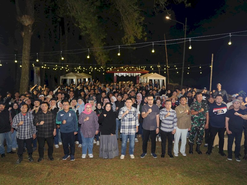 Wali Kota Makassar Munafri Arifuddin, resmi menutup kegiatan Retret Lurah se-Kota Makassar di Malino, Kabupaten Gowa,  Sabtu malam (11/10/2025). @Jejakfakta/dok. Humas Pemkot Makassar