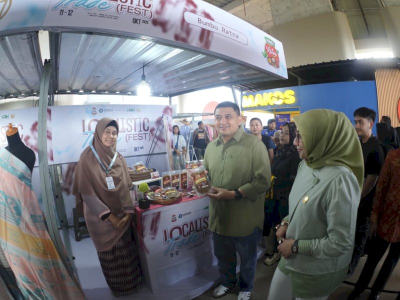 Wali Kota Makassar, Munafri Arifuddin, menghadiri Localistic Trade Fest 2025 yang digelar di Rooftop Nipah Park, Sabtu (11/10/2025). @Jejakfakta/dok. Humas Pemkot Makassar