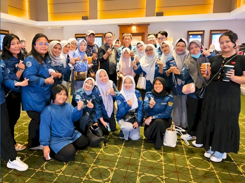 Nonton Bareng (Nobar) film bertajuk "Panggil Aku Ayah". pada Minggu (3/8/2025), ini diinisiasi oleh Perwakilan BKKBN Provinsi Sulawesi Selatan. @jejakfaktacom/DPPKB Kota Makassar

