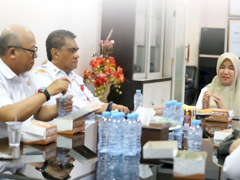 Dinas Pengendalian Penduduk dan Keluarga Berencana (PPKB) Kota Makassar melakukan kunjungan koordinasi dengan Dinas Kesehatan setempat pada Rabu (6/8/2025). @jejakfaktacom/DPPKB Kota Makassar
