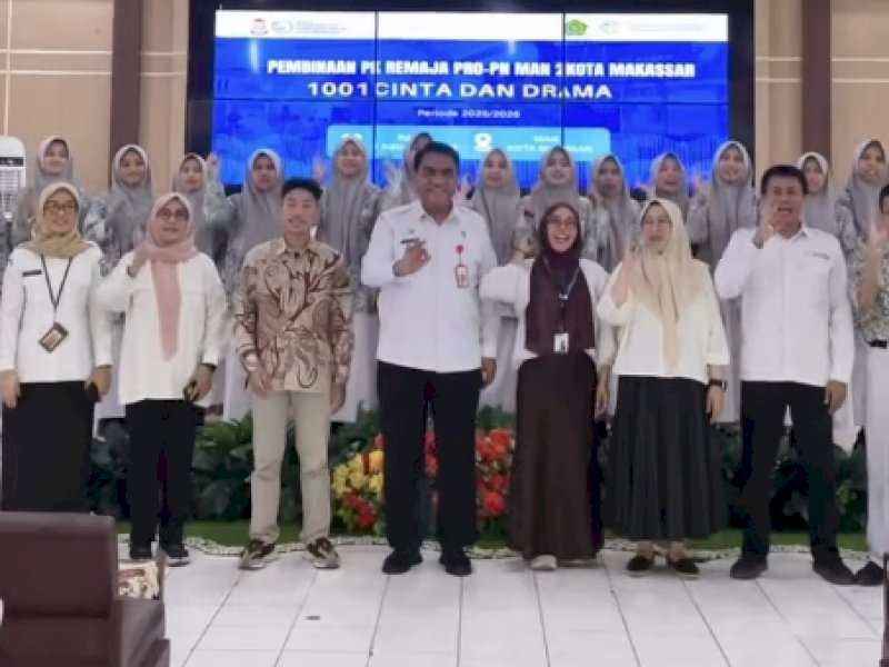 Kepala Dinas PPKB Kota Makassar menghadiri kegiatan sosialisasi Pusat Informasi dan Konseling Remaja (PIK-R) di MAN 2 Makassar pada Rabu (13/8/2025). @jejakfaktacom/DPPKB Kota Makassar.