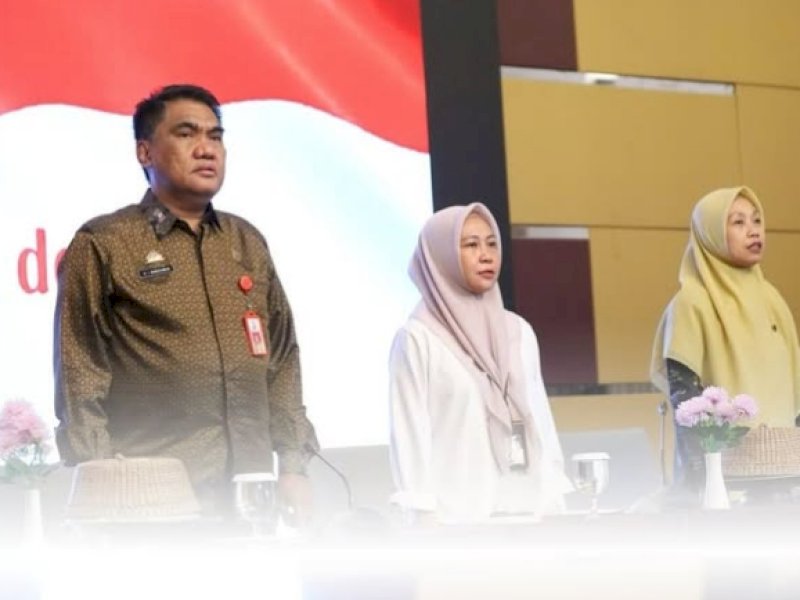 Dinas PPKB Kota Makassar menyelenggarakan kegiatan penguatan kapasitas bagi Petugas Keluarga Berencana (PKB) dan Petugas Lapangan Keluarga Berencana (PLKB). di Hotel Aston Makassar, Kamis, (21/8/2025). @jejakfaktacom/DPPKB Kota Makassar.