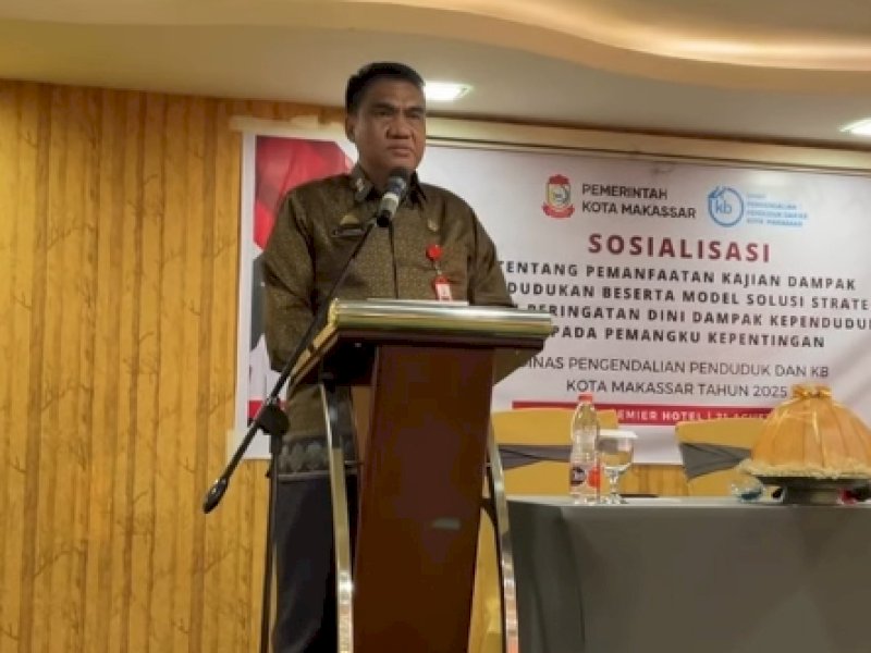 Dinas PPKB Kota Makassar menyelenggarakan Sosialisasi Pemanfaatan Kajian Dampak Kependudukan Beserta Model Solusi Strategis di Premier Hotel Makassar, Kamis (21/8/2025). @jejakfaktacom/DPPKB Kota Makassar