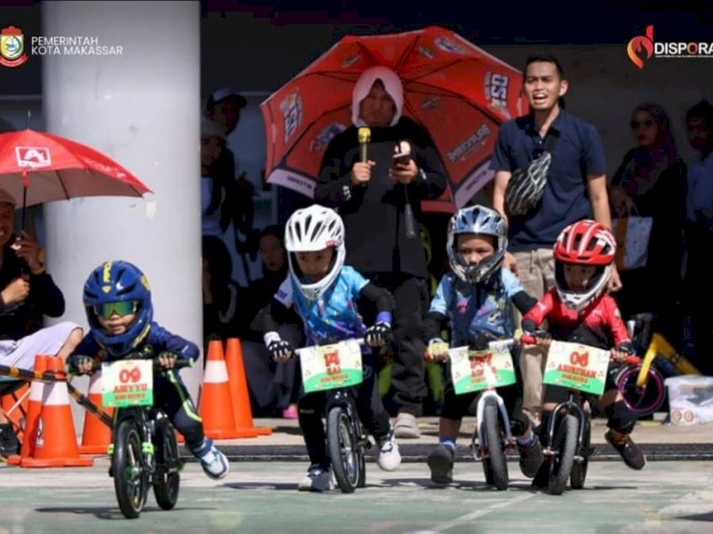 Dinas Pemuda dan Olahraga (Dispora) menggelar festival olahraga bertajuk &ldquo;Little Champion Days&rdquo;, yang ditujukan khusus untuk anak-anak usia dini,  di Rooftop Mall Nipah, Minggu (13/10). @Jejakfakta/Istimewa