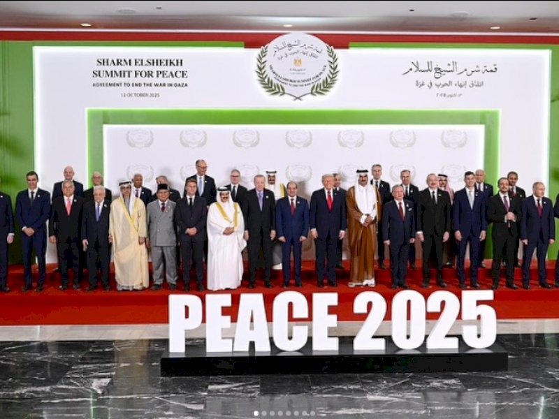 Presiden Prabowo menghadiri KTT Perdamaian Sharm El-Sheikh mempertemukan pemimpin dunia menandatangani perjanjian perdamaian dan penghentian perang di Gaza, Senin (13/10/2025). @jejakfaktacom/Instagram Prabowo Subianto