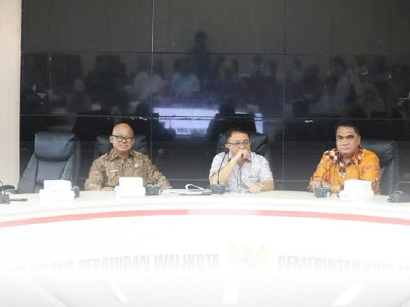 Monev Pelaksanaan BPKB dan DAK Kegiatan III di Ruangan Sipakalebbi Kantor Balai Kota Makassar, Jum'at (12/9/2025). @jejakfaktacom/DPPKB Kota Makassar
