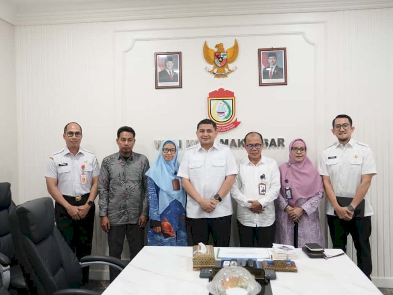 Tim APEKSI Komwil VI yang dipimpin oleh Manajer Talib Mustafa melakukan audiensi dengan Munafri Arifuddin di Balai Kota Makassar, Rabu (15/10/2025). @jejakfaktacom/Humas Pemkot Makassar