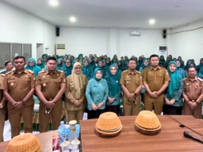 Camat Tamalanrea membuka kegiatan SMEP di Aula Kantor Camat Tamalanrea, Senin (13/10/2025). @jejakfaktacom/dok. Kec. Tamalanrea.