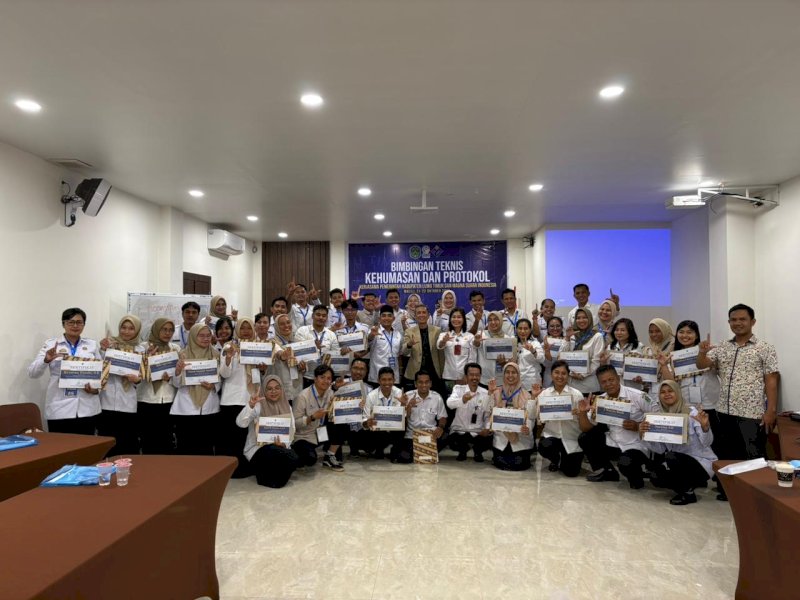 Bimtek Kehumasan dan Protokol yang dilaksanakan Pemerintahan Kabupaten Luwu Timur yang berlangsung di Wisma Trans Malili, Rabu (22/10/2025). @Jejakfakta/dok. ikp-humas/kominfo-sp