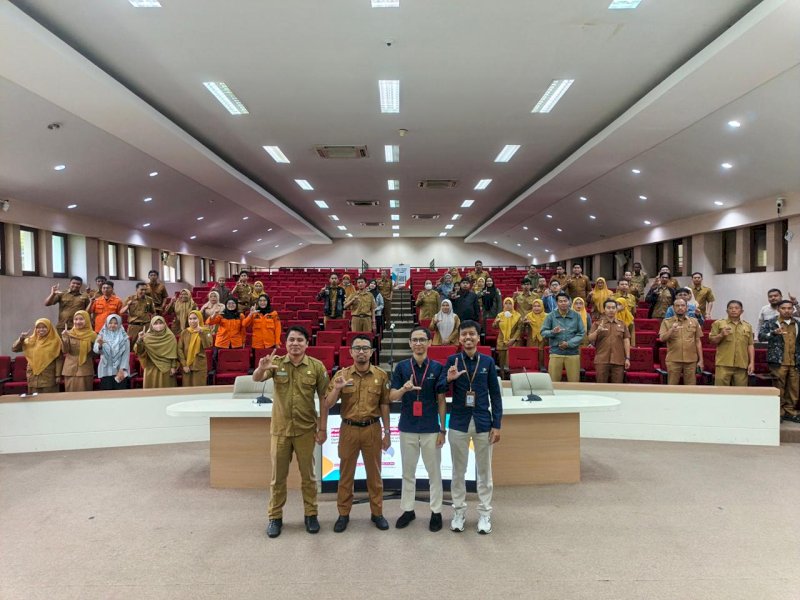 Dinas Kominfo Kota Makassar menggelar Bimbingan Teknis (Bimtek) Penyelenggaraan Statistik Sektoral sesuai prinsip Satu Data Indonesia, di Ruang Sipakatau, Balai Kota Makassar, Senin (27/10/2025). @Jejakfakta/dok. Humas Kominfo Makassar