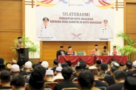 Pemkot Makassar Tambah Jaminan Hari Tua untuk Imam Masjid