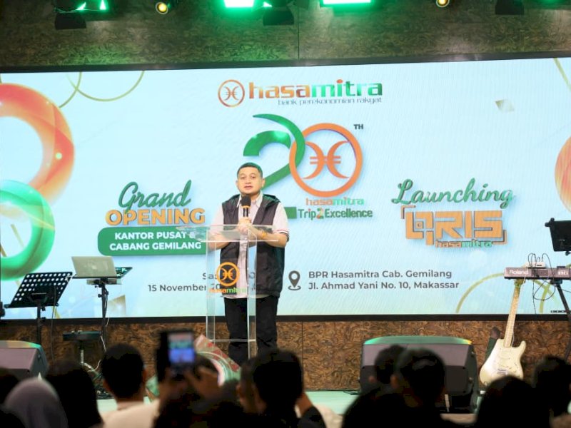 Wali Kota Makassar, Munafri Arifuddin, saat menghadiri Launching QRIS Hasamitra Ahmad Yani yang dirangkaikan dengan HUT ke-20 BPR Hasamitra, Sabtu (15/11/2025). @Jejakfakta/dok. Humas Pemkot Makassar