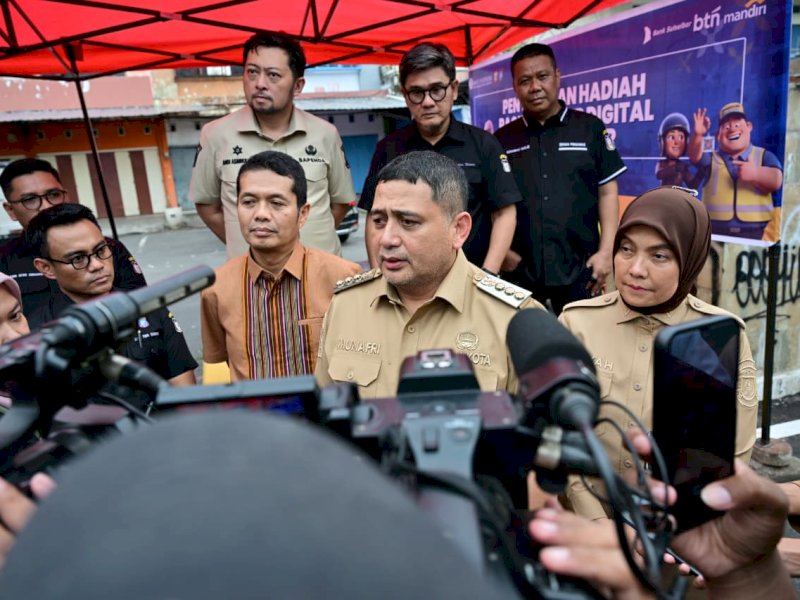 Wali Kota Makassar, Munafri Arifuddin, saat memberikan pernyataan terkait persoalan gangguan keamanan yang terjadi di wilayah utara Makassar, Selasa (18/11/2025) sore. @Jejakfakta/dok. Humas Pemkot Makassar