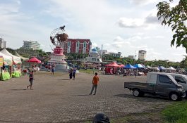 Pemkot Makassar Mulai Uji Coba Sunday Market di MNEK, Pedagang Kembali Berjualan