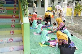 Pokja Bunda PAUD Makassar Pelajari Best Practice Pendidikan Anak Usia Dini di KB/TK Al Muslim Sidoarjo