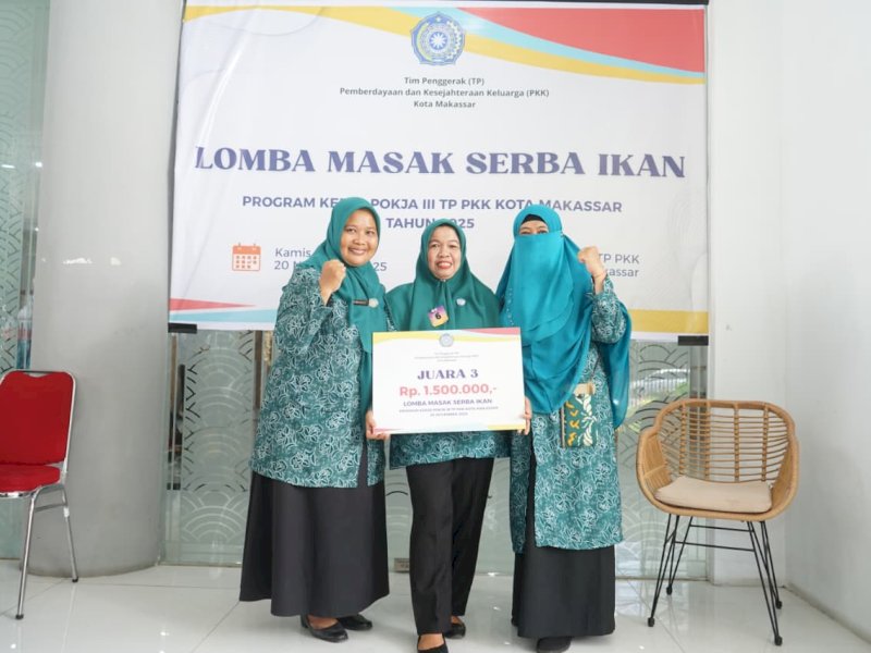 Tim Penggerak PKK Kecamatan Tallo berhasil meraih Juara 3 pada Lomba Masak Serba Ikan yang digelar oleh Pokja 3 TP PKK Kota Makassar di Kantor PKK Kota Makassar, Kamis (20/11/2025). @Jejakfakta/dok. Humas Kecamatan Tallo