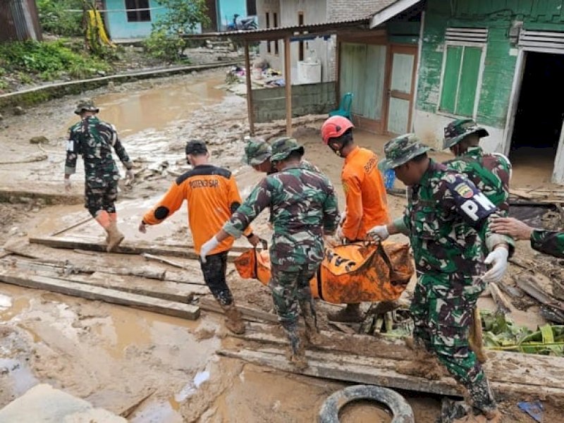 Pencarian jenazah korban banjir terus dilakukan oleh tim gabungan di lokasi bencana. @jejakfaktacom/dok. Inews Aceh