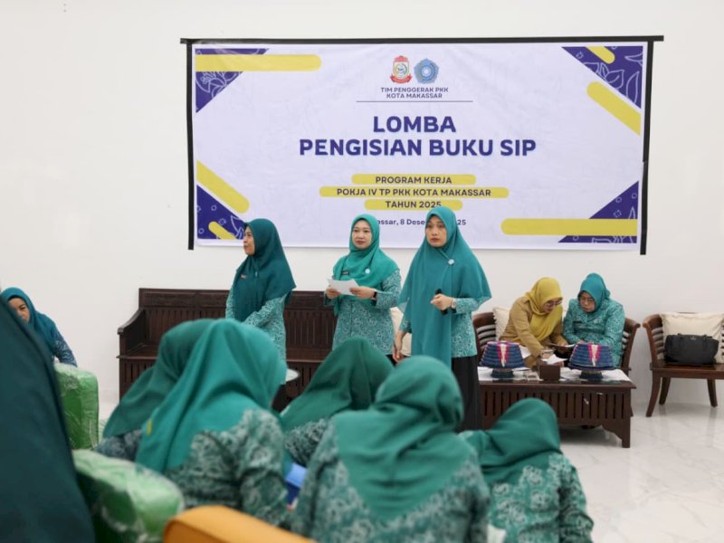 TP PKK Kota Makassar menggelar Lomba Pengisian Buku Sistem Informasi Pemberdayaan (SIP) yang berlangsung di Gedung PKK Kota Makassar, Senin (8/12/2025). @Jejakfakta/dok. Humas Pemkot Makassar