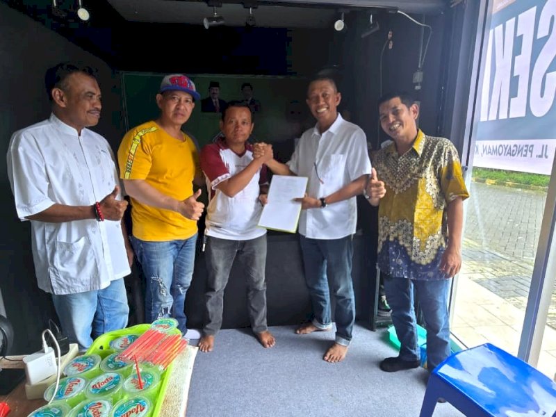 Ilham Arief Sirajuddin (IAS) mendaftar sebagai calon Ketua Pordi Sulsel pada Sabtu (6/12/2025) diwakili orang dekatnya. @jejakfaktacom/Istimewa