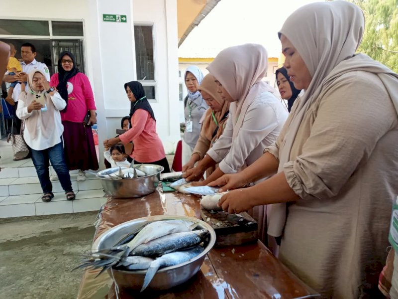 Pelatihan Diversifikasi Olahan Hasil Perikanan sebagai strategi mendorong lahirnya produk inovatif berbasis ikan yang bernilai jual tinggi di Aula Dinas Perikanan, Rabu (5/11/2025). @Jejakfakta/dok. Istimewa