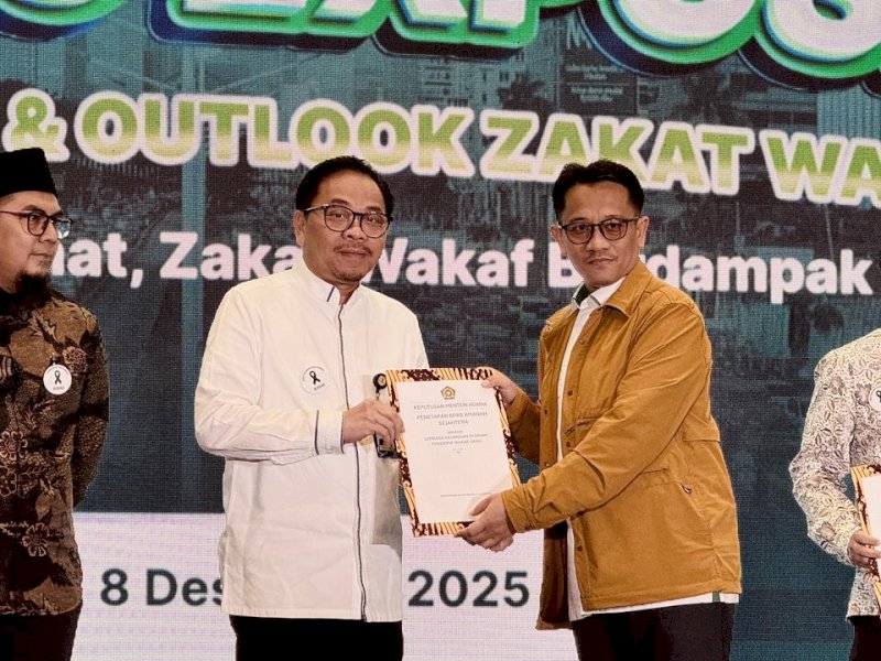 Bank Sulselbar kini resmi ditetapkan sebagai Lembaga Keuangan Syariah Penerima Wakaf Uang (LKS PWU) setelah menerima SK Menteri Agama RI pada gelaran Public Expose &ldquo;Annual Report dan Outlook Zakat Wakaf: Beragama Maslahat, Zakat Wakaf Berdampak&rdquo; di Hotel Grand Mercure, Jakarta, Senin (8/12/2025). @Jejakfakta/dok. Istimewa