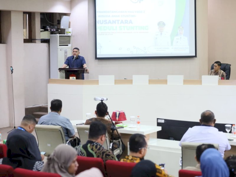 Wali Kota Makassar Munafri Arifuddin, usai  penandatanganan Nota Kesepahaman (MoU) kolaborasi strategis antara Pemerintah Kota Makassar, PT Nusantara Infrastructure Tbk Group, RS Hermina Makassar, serta Rumah Zakat terkait penanganan stunting, di Kantor Balai Kota Makassar, Jumat (12/12/2025). @Jejakfakta/dok. Humas Pemkot Makassar 