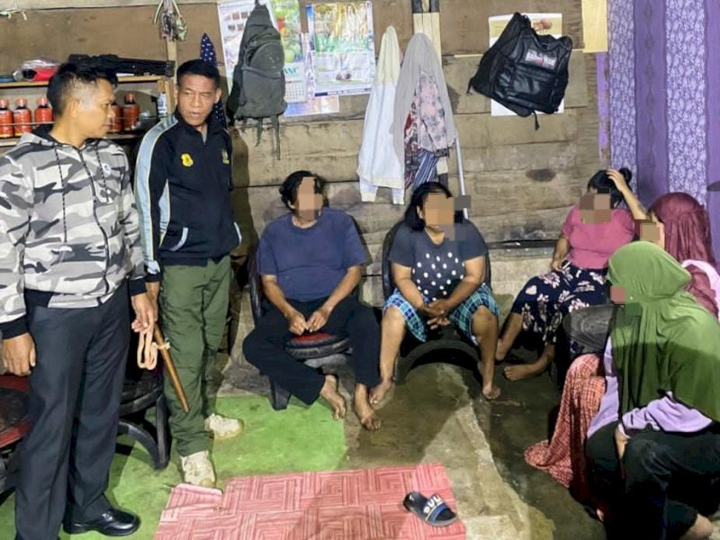 Menjelang perayaan Natal 2025 dan Tahun Baru 2026, Satuan Polisi Pamong Praja (Satpol PP) Kabupaten Luwu Timur gencar melakukan operasi pencegahan peredaran minuman beralkohol ilegal. @Jejakfakta/dok. ikp-humas/kominfo-sp