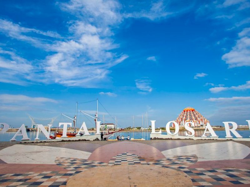 Pantai Losari di Kota Makassar(Shutterstock/Sony Herdiana)
