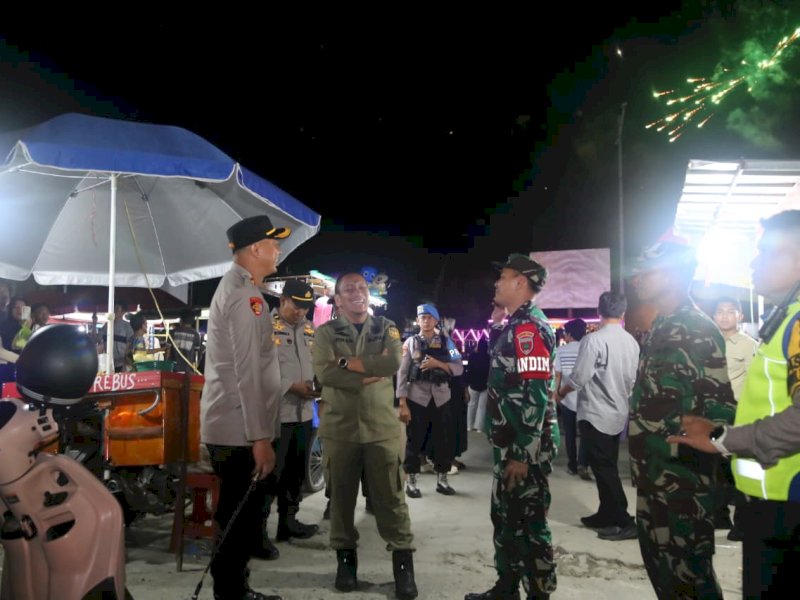 Bupati Luwu Timur, Irwan Bachri Syam, bersama unsur Forum Koordinasi Pimpinan Daerah (Forkopimda) melakukan peninjauan di sejumlah titik keramaian masyarakat, Rabu (31/12/2025). @Jejakfakta/dok. IKP-Humas/Kominfo-SP
