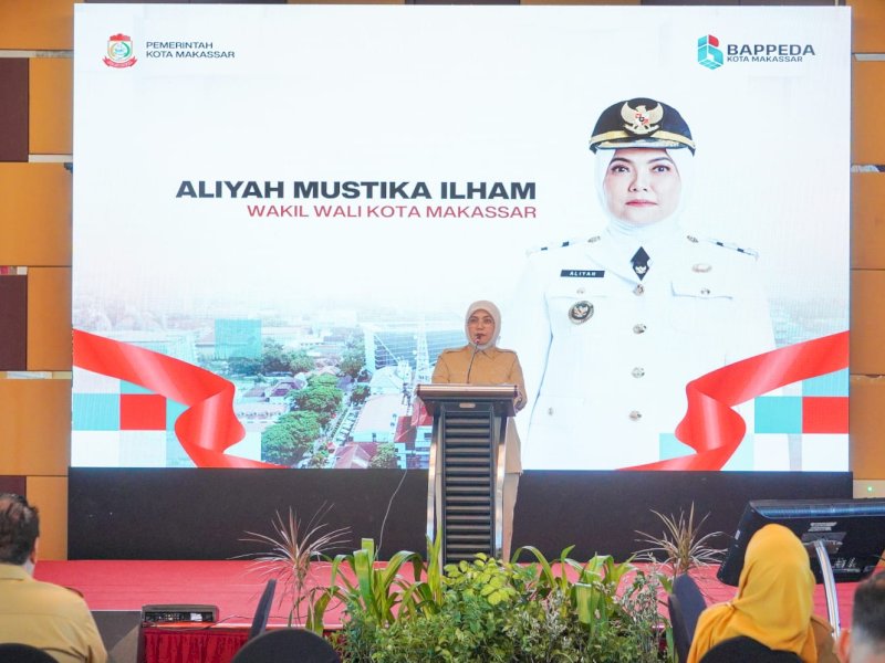 Wakil Wali Kota Makassar, Aliyah Mustika Ilham, saat memberikan sambutan Acara Orientasi Dokumen Perencanaan Pembangunan Daerah Kabupaten/Kota pada RKPD Kota Makassar dan Renja Perangkat Daerah Tahun 2027 di Hotel Aston Makassar, Selasa (6/1/2026). @Jejakfakta/dok. Humas Pemkot Makassar