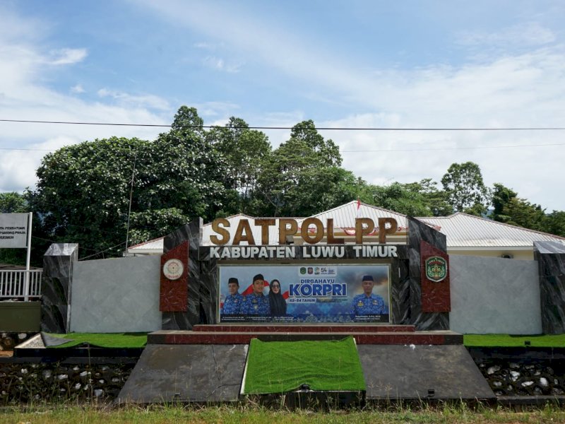 Satuan Polisi Pamong Praja (Satpol PP) Kabupaten Luwu Timur berhasil menorehkan prestasi membanggakan dengan menempati peringkat ke-3 nasional dalam Sistem Informasi Pelaporan (SIP) Pol PP kategori pelaporan Trantibumlinmas tingkat kabupaten se-Indonesia. @Jejakfakta/dok. IKP-Humas/Kominfo-SP