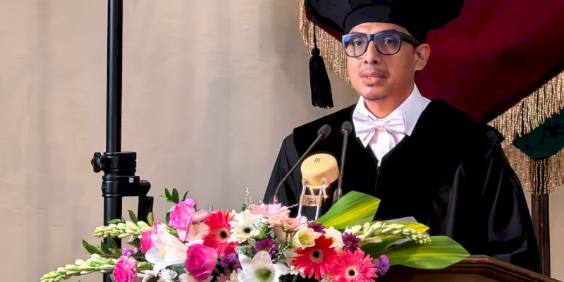 Uceng Jadi Guru Besar UGM, Soroti Lemahnya Independensi Lembaga Negara