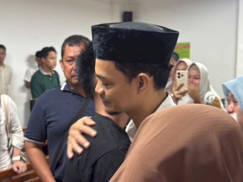 Majelis Hakim Pengadilan Tindak Pidana Korupsi (Tipikor) pada Pengadilan Negeri Makassar memvonis bebas Agus Fitrawan, terdakwa dalam perkara dugaan tindak pidana korupsi terkait pemberian kredit di Bank Sulselbar, Jumat (23/1/2026). @Jejakfakta/dok. Istimewa