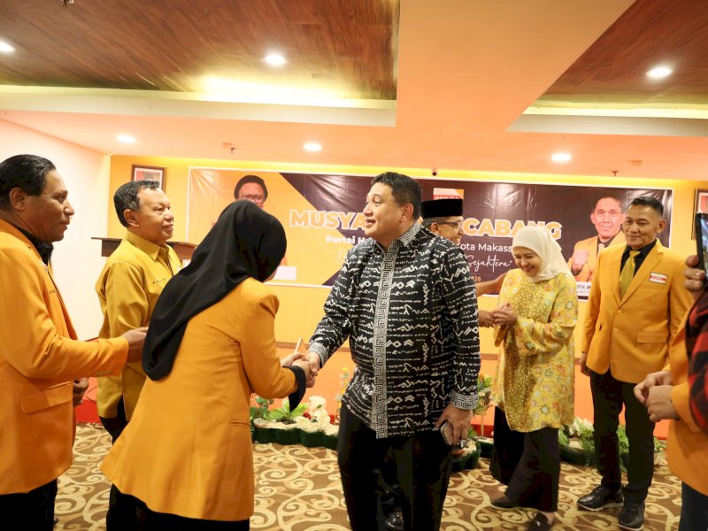 Wali Kota dan Wakil Wali Kota Makassar, Munafri Arifuddin dan Aliyah Mustika Ilham, hadir bersama dalam Musyawarah Cabang (Muscab) Partai Hanura Kota Makassar di Hotel Almadera Batik, Jalan Somba Opu, Minggu (25/1/2026). @Jejakfakta/dok. Humas Pemkot Makassar