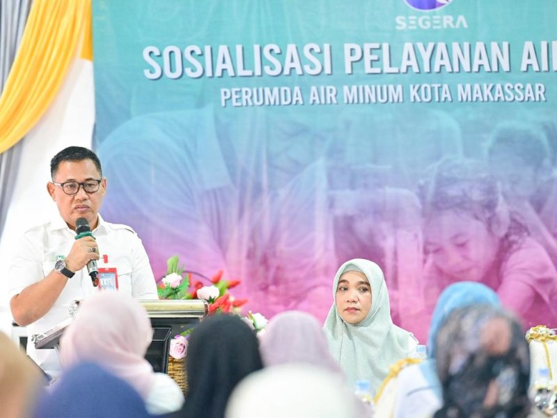 Pelaksana Tugas (Plt) Direktur Utama PDAM Makassar, Hamzah Ahmad, saat sosialisasi layanan dan program bantuan, di Cafe Langit Ulu Juku, Makassar, Rabu (28/01/2026). @Jejakfakta/dok. Istimewa