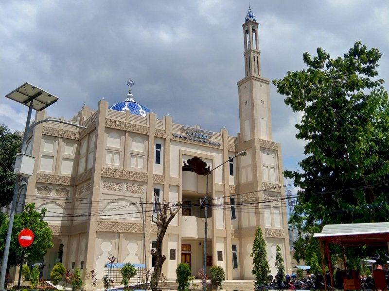 MASJID SUBULUSSALAM AL KHOORY
Kampus Universitas Muhammadiyah Makassar. @Jejakfakta/dok. Istimewa