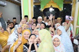 Safari Ramadan, Munafri Perkuat Ikatan Spiritual dan Sosial Warga Makassar dari Subuh di Mamajang