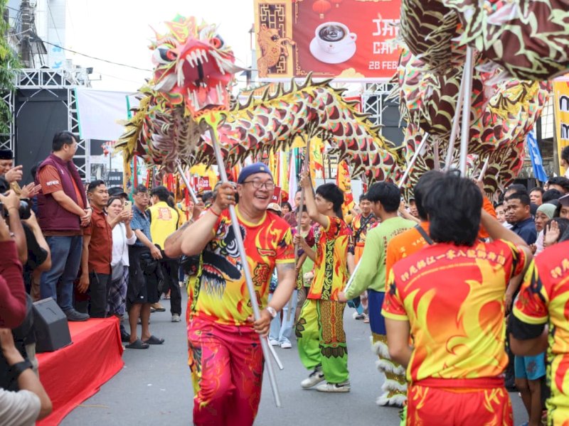 Kemeriahan Festival Jappa Jokka Cap Go Meh 2026, di Jalan Sulawesi, Kota Makassar, Sabtu (28/2/2026) sore. @Jejakfakta/dok. Humas Pemkot Makassar