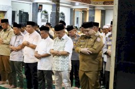 Safari Ramadan di Tamalanrea, Munafri: Masjid Harus Jadi Pusat Solusi Sosial