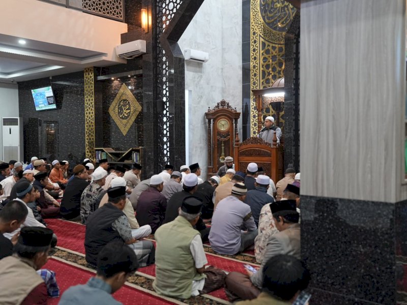 Wali Kota Makassar Munafri Arifuddin, saat memberikan sambutan di Masjid Mardhiyyah, Kecamatan Rappocini, Kamis (5/3/2026). @Jejakfakta/dok. Humas Pemkot Makassar