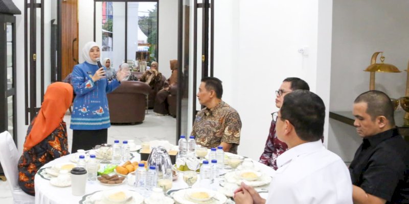 Buka Puasa Bersama di Makassar, Kepala BPOM RI Apresiasi Kiprah Aliyah Mustika Ilham