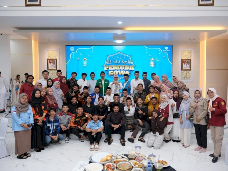 Bupati Gowa, Sitti Husniah Talenrang, saat menghadiri dialog kepemudaan yang dirangkaikan dengan buka puasa bersama di Baruga Tinggimae, Rumah Jabatan Bupati Gowa, Sabtu (7/3/2026). @Jejakfakta/dok. Humas Pemkab Gowa