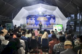 Diguyur Hujan, Warga Mangkutana Tetap Antusias Ikuti Safari Ramadhan Pemkab Lutim