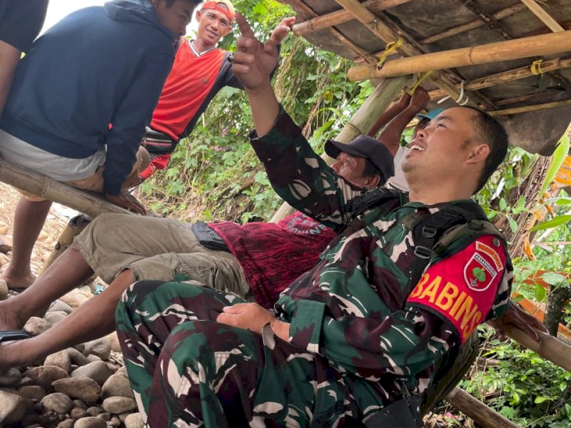 Seorang Babinsa yang dikenal warga dengan sapaan Dg. Lau mendatangi beberapa petani pada 10 Maret 2026. Ia menyampaikan bahwa lahan milik warga disebut akan dijadikan lokasi pembangunan Koperasi Merah Putih. @Jejakfakta/dok. LBH Makassar