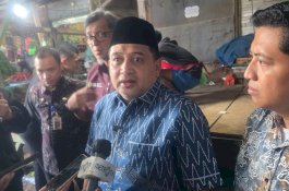 Jelang Lebaran, Munafri Turun ke Pasar Pabaeng-baeng: Cek Harga, Pastikan Stok Bahan Pokok Aman