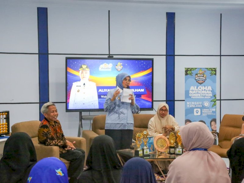 Wakil Wali Kota Makassar, Aliyah Mustika Ilham, saat melaunching ALOHA National Competition 2026 yang digelar di Aula Kampus Al-Biruni Mandiri Karunrung Lantai 2, Jalan Jipang Raya, Makassar, Sabtu (14/3/2026). @Jejakfakta/dok. Humas Pemkot Makassar