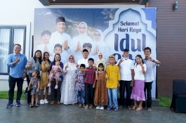 Usai Salat Id, Warga Padati Open House Bupati dan Wakil Bupati Luwu Timur